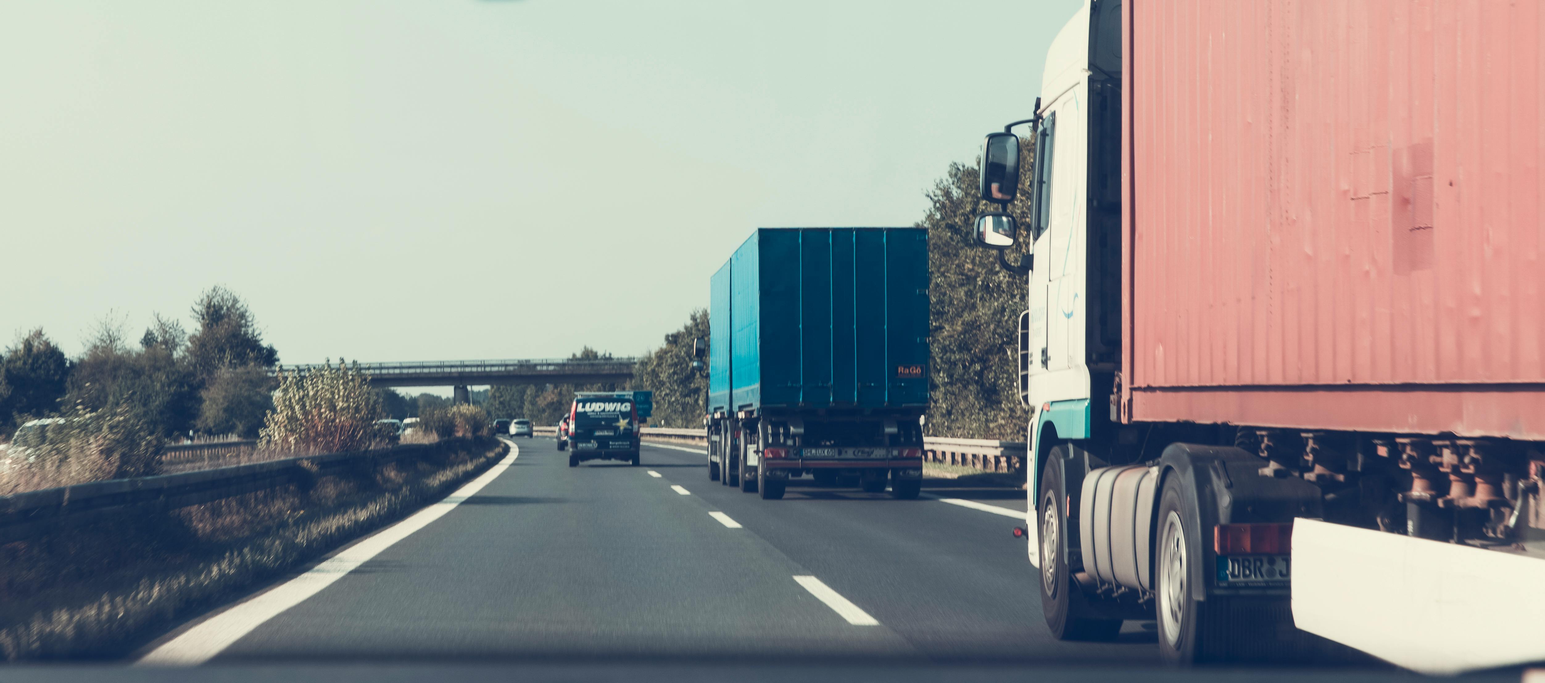 Bulk Shipping - Universal Ecom Services, India